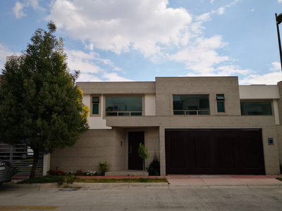 Casas en venta - 383m2 - 4 recámaras - Naucalpan - $14,750,000