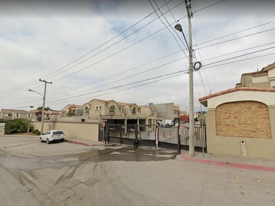 Casas en venta - 90m2 - 3 recámaras - Tijuana - $955,000