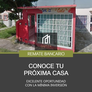 Doomos. Casa en Venta en El Palmar, Fraccionamiento Geovillas Los Pinos, Veracruz, Veracruz