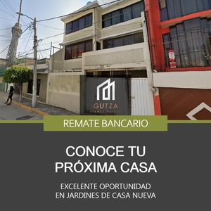 Doomos. Casa en Venta en Jardines de Casa Nueva, Ecatepec de Morelos, Estado de México