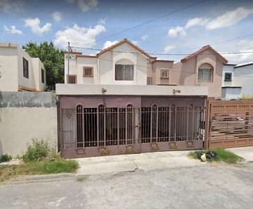 Doomos. Remate Bancario Casa en Los Ángeles Cerro de la Silla Gpe NL-FMM