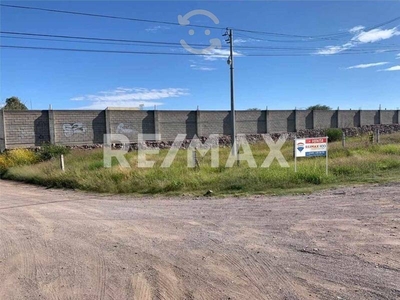 Venta de Terreno con Construcción en la Guayana