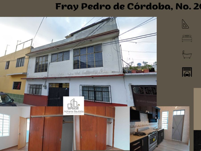 Casa En Gam, Col. Del Obrero, Fray Pedro De Cordoba #206 Con 2 Lugares De Estacionamiento.