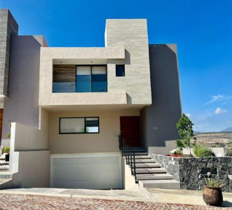 Casa En Renta Juriquilla, Cumbres Del Lago, Querétaro.