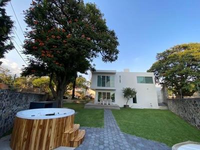 Venta Casa Residencial en Maravillas, Cuernavaca, Mor. $8,900,000.