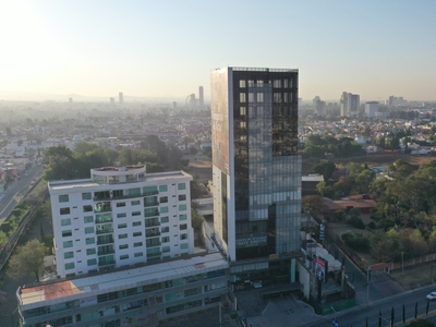 Oficinas Torre LLUM Calzada Zavaleta