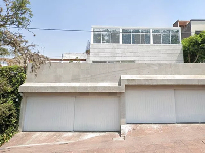 Um- ¡¡¡ Casa En Lomas De Chapultepec En Remate Bancario!!!