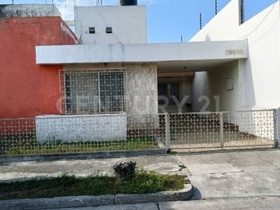 Casa en Venta ubicada en Residencial Victoria