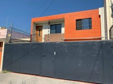 casas en venta - 200m2 - 3 recámaras - la estancia - 4,790,000