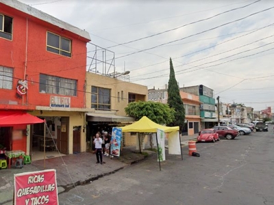 Casa en Venta en Nezahualcóyotl, Estado de México, ADJUDICADA