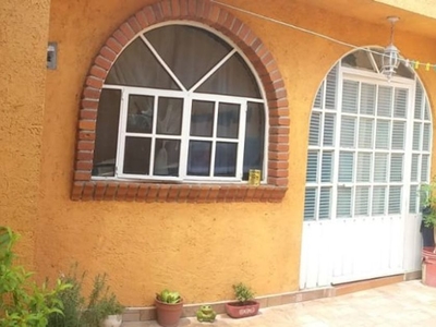 Casa en venta Avenida De Las Nieves 6-6, San Juan Tezompa, Chalco, México, 56624, Mex