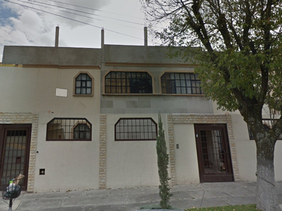 Casa en venta Cto Juristas 81, Mz 016, Cd. Satélite, 53100 Naucalpan De Juárez, Méx., México