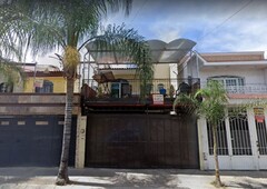 CASA EN VENTA $753,500 POR REMATE BANCARIO COL LAGOS DE ORIENTE, ADJUDICADA!!