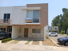 casa habitación a espaldas del iteso bosque verde