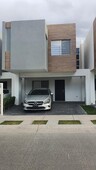 casas en venta - 102m2 - 3 recámaras - rancho santa monica - 1,750,000