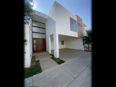 Doomos. CASA EN VENTA EN LORETTA II RESIDENCIAL, AGUASCALIENTES,AGS.