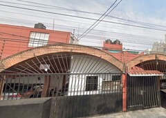 GRAN OPORTUNIDAD REMATE BANCARIO CASA EN COYOACAN $ 4,940,100.00 NO CREDITOS