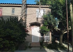 única casa en venta otay bellas artes con excelente ubicación a cinco minutos de la garita de otay, cercana a puntos claves de la ciudad.