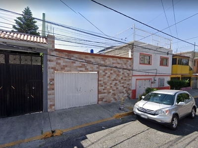 Casa en venta Calle Riva Palacio, Tlanepantla Centro, Tlalnepantla Centro, Tlalnepantla De Baz, México, 54000, Mex