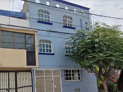 Casa en venta Calle Riva Palacio, Tlanepantla Centro, Tlalnepantla Centro, Tlalnepantla De Baz, México, 54000, Mex