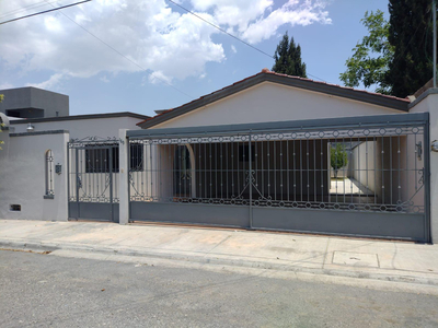 Casa De Un Piso En Renta Los Pinos, Saltillo