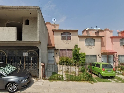 Casa en condominio en venta Avenida Real Del Bosque 15, Mz 005, Real Del Bosque, Fuentes Del Valle, Estado De México, México