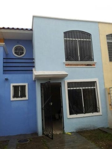 Se renta casa recién remodelada