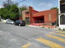 Casa en Venta en Col. Loma Larga, Monterrey.