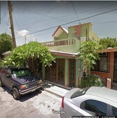 doomos. casa en venta de remate bancario en la col. héroes de méxico, san nicolas de las garzas.