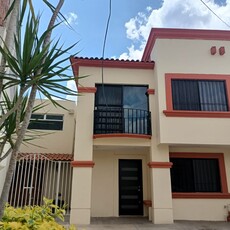 Casa en venta en Irapuato Gto. Rincón de Los Arcos.