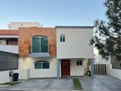 Casa en Venta, Bugambilias 2da Sección