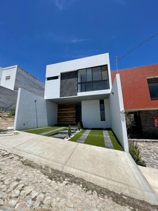 SE VENDE CASA EN CORTIJO SAN AGUSTIN, TLAJOMULCO