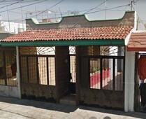 Casa en Jardines Historiadores, Guadalajara, Jalisco.