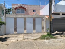 doomos. casa en venta col. petrolera