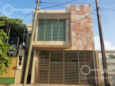 doomos. casa en venta, nayarit, colonia petrolera