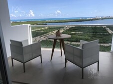 Doomos. Departamento en Venta en Cancún, 2 recámaras en Residencial Malecón