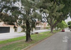 REMATE DE CASA EN BOSQUES DE LA VICTORIA GUADALAJARA JALISCO.