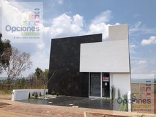 3 recamaras en venta en fraccionamiento montaña monarca iii morelia