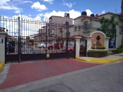 Casa en Urbi Quinta Montecarlo, Cuautitlán Izcalli
