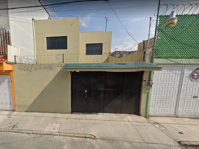 Casa en venta Calle 1505, San Juan De Aragón Vi Sección, Ciudad De México, Cdmx, México