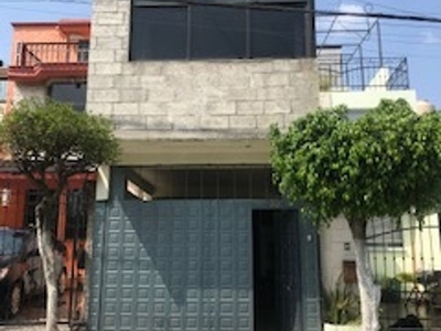 Casa en venta Calle De Los Cedros 8, Fraccionamiento Real De Atizapán, Atizapán De Zaragoza, México, 52945, Mex