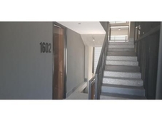 3 cuartos, 140 m departamento en renta loreta vertical house