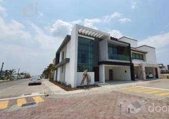 3 cuartos, 218 m casa en venta en fracc lomas residencial alvarado ver 3