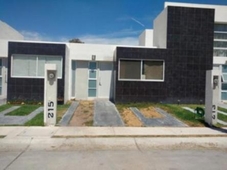 3 cuartos, 61 m casa en renta en fraccionamiento australis mx19-gs1351