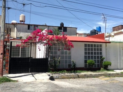 Casa en venta Calle Jilgueros 95, Mz 009, Parque Residencial Coacalco, San Francisco Coacalco, Estado De México, México