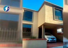 Se vende casa de 4 recámaras en Priv. San Carlos, Zona Dorada Tijuana PMR-1227