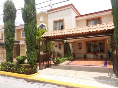 Casa en Venta en RINCONADA DE LOS NOVELISTAS Zapopan, Jalisco