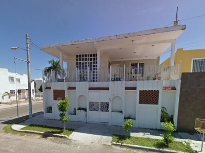 Bonita Casa En En Fraccionamiento Residencial Del Caribe Chetumal ( No Creditos Hipotecarios) Prm