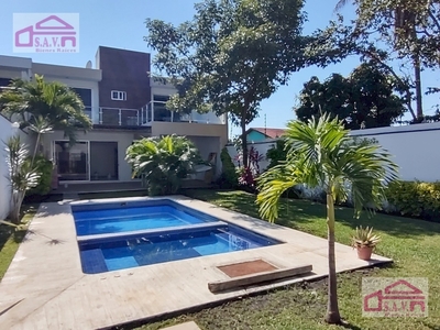 Bonita Casa Minimalista En Burgos De Cuernavaca, Temixco Morelos.