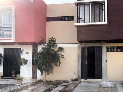 Se renta casa de 3 recámaras en Lomas de Torrebella, Tijuana PMR-1157